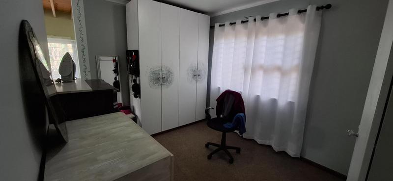 4 Bedroom Property for Sale in Bothasig Western Cape